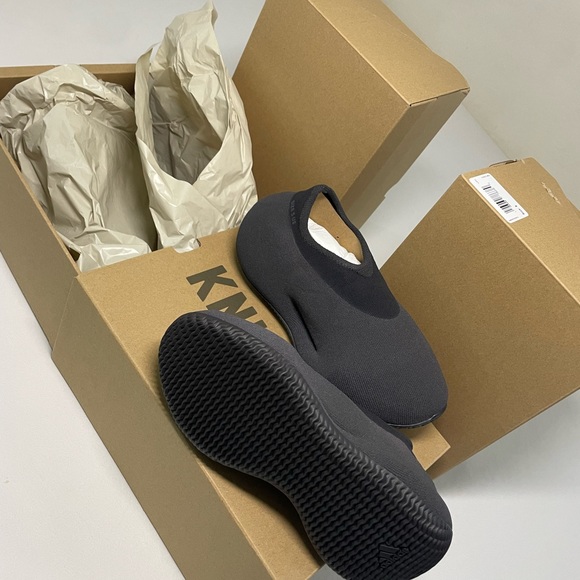 Yeezy Knit Runner Adidas - Picture 7 of 8